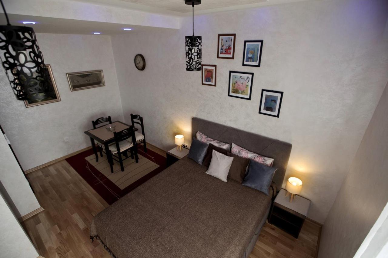 Apartment Bohemian Dream Nikšić Exteriör bild